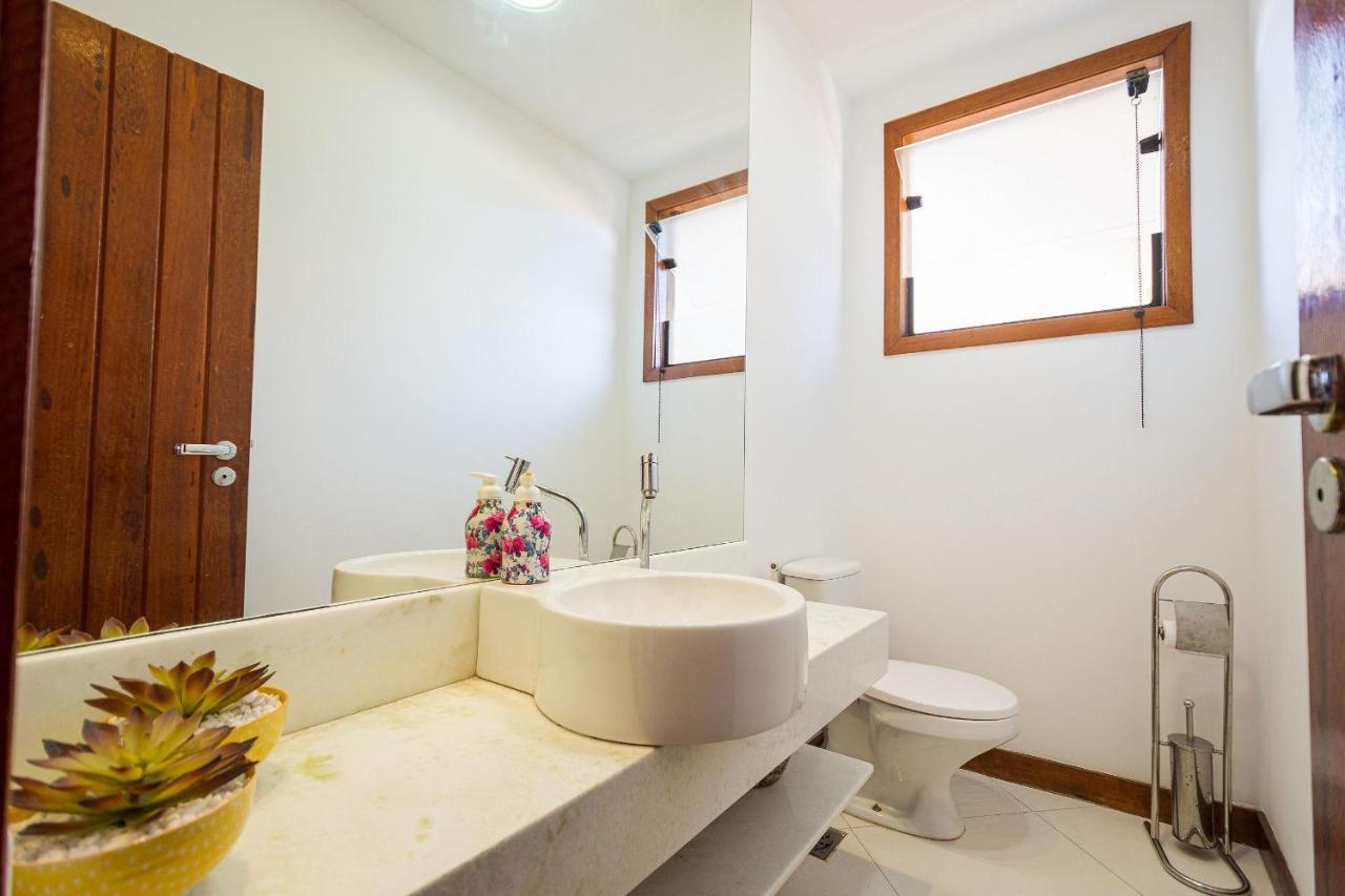 Búzios Casa Espetacular Entre Geriba E Ferradurinha - Wifi 200Mb - Piscina Do Codominio - 700 M Da Praia - Garagem - 4 Suites - Area Gourmet Privativa - Cozinha Equipada - Area Kids - Portaria 24H - Ar Condicionado المظهر الخارجي الصورة