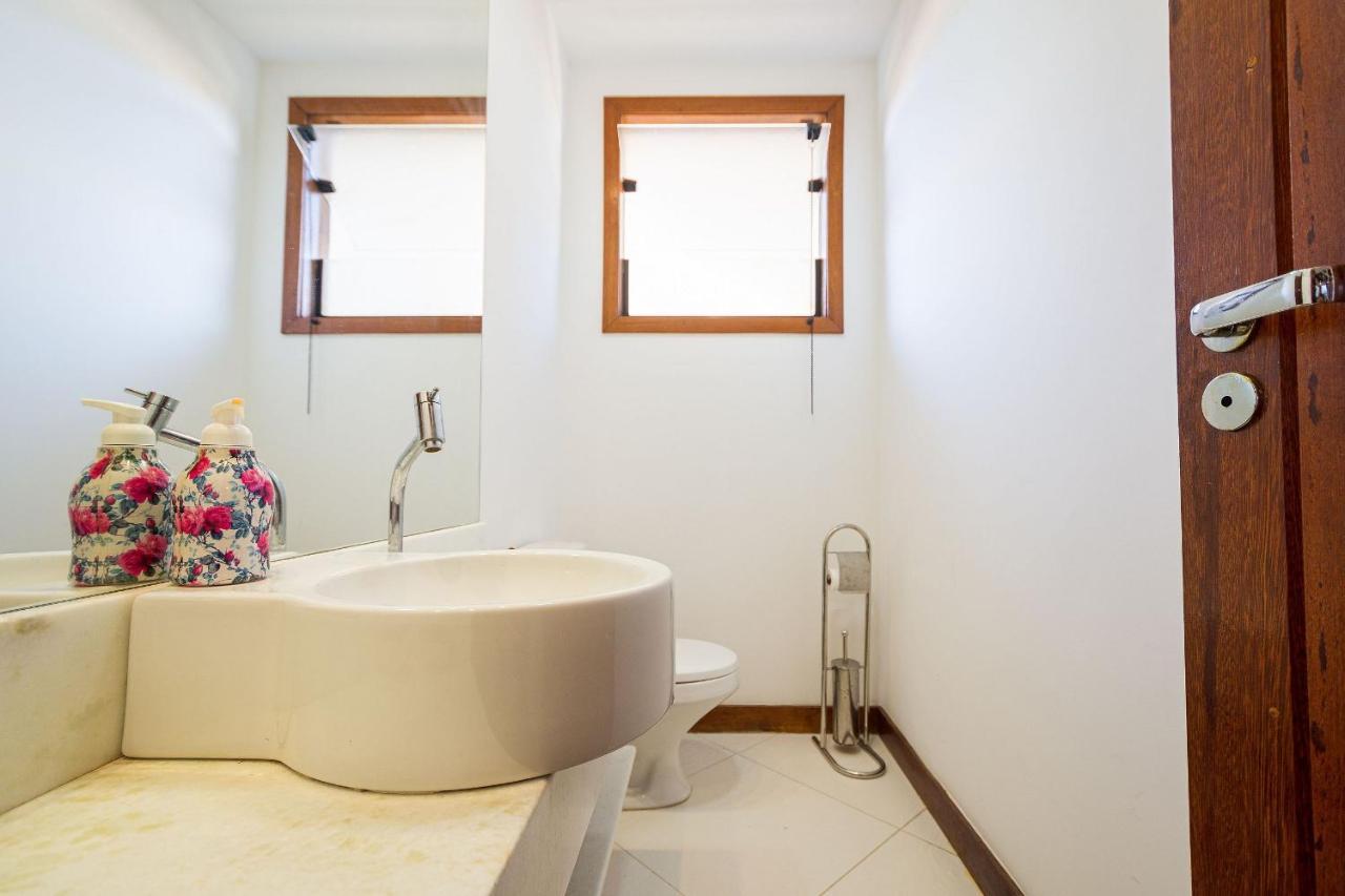 Búzios Casa Espetacular Entre Geriba E Ferradurinha - Wifi 200Mb - Piscina Do Codominio - 700 M Da Praia - Garagem - 4 Suites - Area Gourmet Privativa - Cozinha Equipada - Area Kids - Portaria 24H - Ar Condicionado المظهر الخارجي الصورة