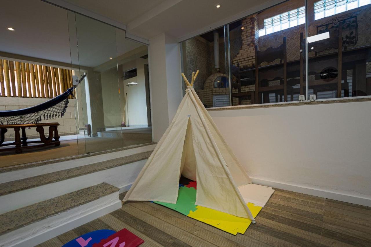 Búzios Casa Espetacular Entre Geriba E Ferradurinha - Wifi 200Mb - Piscina Do Codominio - 700 M Da Praia - Garagem - 4 Suites - Area Gourmet Privativa - Cozinha Equipada - Area Kids - Portaria 24H - Ar Condicionado المظهر الخارجي الصورة